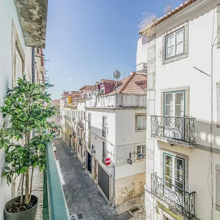 Bairro House Charming 4*