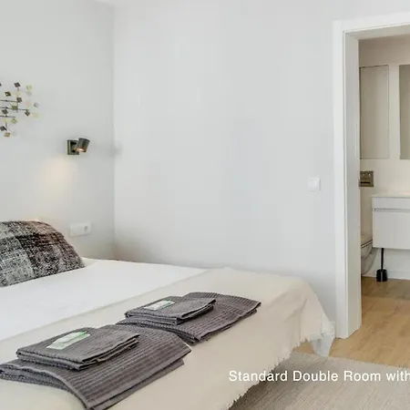 Bairro House Charming 2*