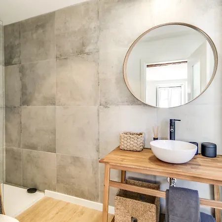 Bairro House Charming 4*