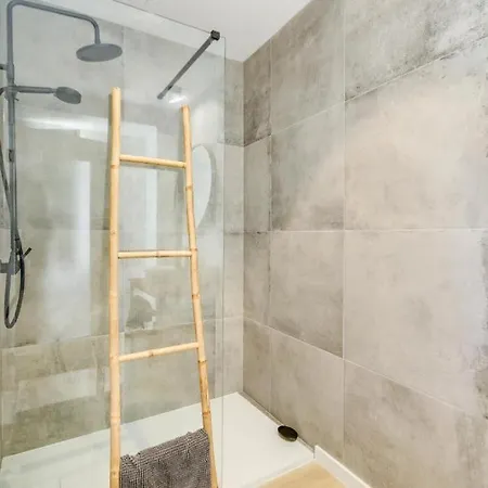 Bairro House Charming 4*
