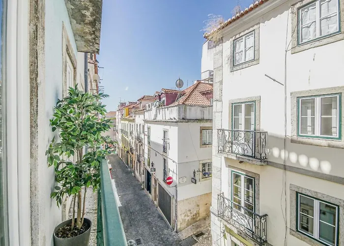 Bairro House Charming 4*