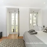 Bairro House Charming 4*